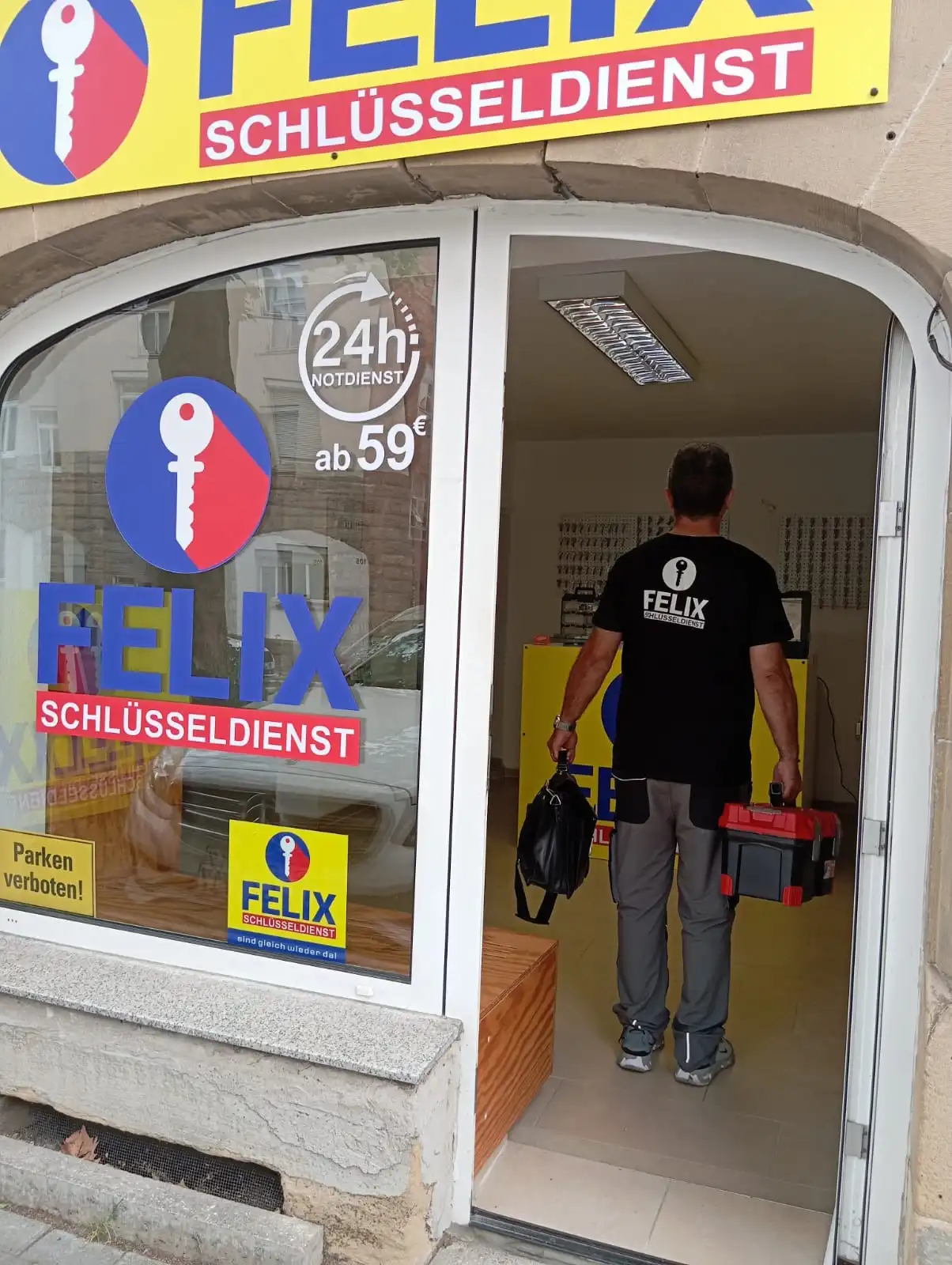 Schlüsseldienst Ludwigsburg 24h – Eingang unseres Ladengeschäfts